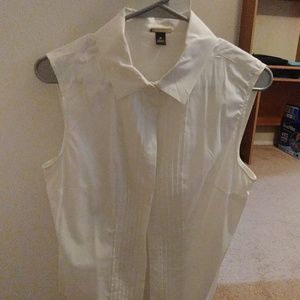 Blouse sleeveless